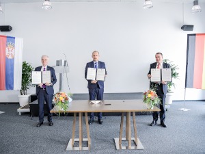 Лончар у Франкфурту: Потписан споразум за сигурност грађана Србије 