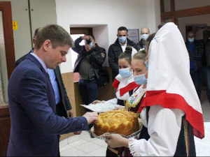 Арно Гујон са Србима из Федерације БиХ