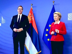 Урсула фон дер Лајен: Подржаћемо обнову пруге од Београда до Северне Македоније