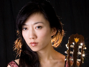 Шуфеи Јанг, гитара