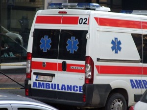 Несвакидашња вест из Хитне помоћи - рођена здрава беба на носилима