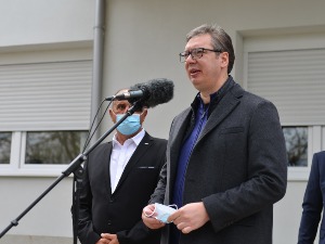 Вучић: Анализираћемо нон-пејпер, признање неприхватљиво