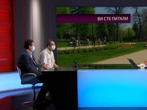 Шеклер и Јанковић: Вакцина не утиче на већину болести, није време за попуштање мера