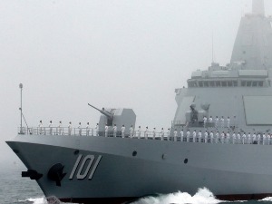 Нуклеарна подморница, крстарица и десантни носач авиона – нове снаге кинеске морнарице