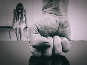 Породично насиље у Италији све присутније - пријава могућа и током шопинга