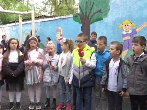 Деца Јагодине: "Гаврило друже дајемо ти реч, добијамо овај меч."