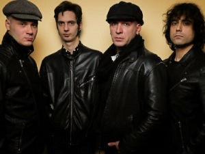 Широм затворених очију - Златни папагај