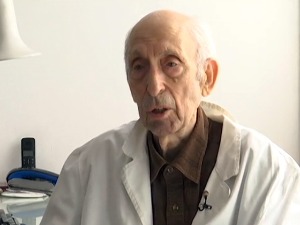 Доктор Ристић ради и лечи у 90. години, прошао је четири пандемије – ово је његова порука