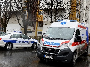 Троје тинајџера повређено у Нишу, ухапшен возач који је налетео на њих па побегао