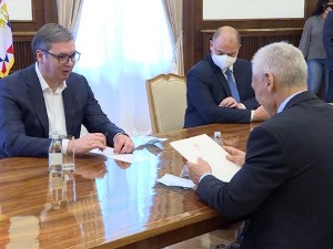 Вучић са Боцан-Харченком о сарадњи, "спутњику", Дану победе над фашизмом