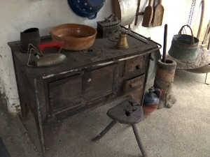 Станисављевићи ни у осмој деценији не одустају од рада - производи из њихове баште стигли и до Италије