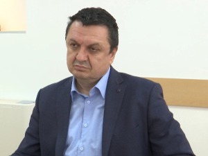 Одговори др Шеклера на три питања која занимају целу Србију