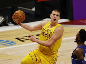 "Млохави и шашави центар не може бити најбољи играч НБА лиге... Јесте ли сигурни у то?"