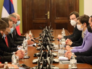 Консултације о промени Устава у области правосуђа