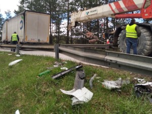 Судар камиона и путничког аутомобила код Ужица - погинула жена