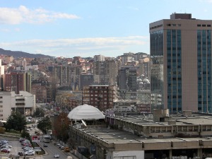 Немачки амбасадор у Приштини: Тужба против Београда за генoцид проблематичан корак