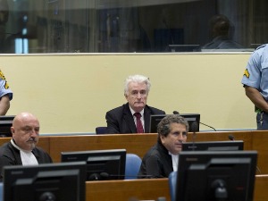 Одбијен приговор Kараџићеве одбране, служиће казну у Великој Британији