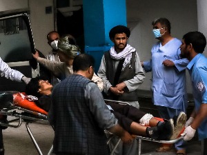 Експлозија у џамији код Кабула, десетине мртвих и рањених