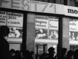 Широм затворених очију: „ФЕСТ: завештање од четири слова”