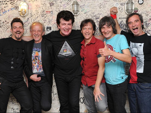 Са женске стране јастука: Бајагине песме