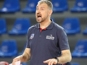 Никола Грбић напустио Заксу