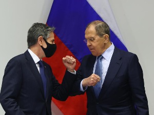 Лавров и Блинкен: Неслагања постоје, али потребна је сарадња