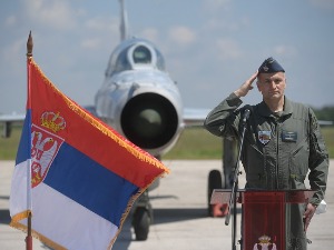 Чувени ловац завршио богату каријеру, "миг 21" свечано испраћен у пензију на батајничком аеродрому