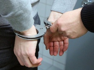 Ухапшени осумњичени за три тешке крађе, крали алат са градилишта па продавали на бувљаку