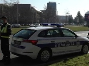 Судар аутобуса и аутомобила у Београду, четири особе повређене