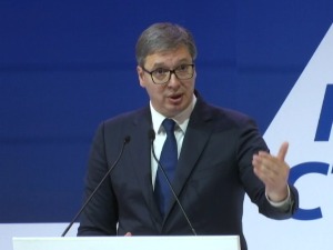 Вучић: Нећу да потписујем независност Косова