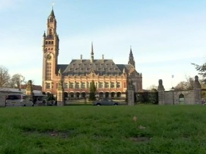 Куртијева тужба – између права и политичких поена