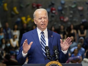 Бајден: Ставићу Путину до знања да нећемо допустити да крши људска права