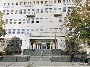 Окривљени признали давање мита бившем директору железнице