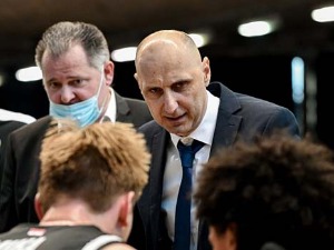 Матовић: Играмо против тима који је талентован и млад