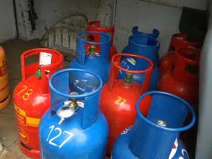 Када плинска боца постаје "темпирана бомба", шта морамо да знамо при куповини