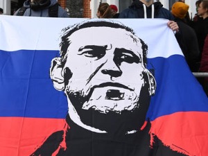 Наваљни из затвора: Прекините ноћне провере моје ћелије