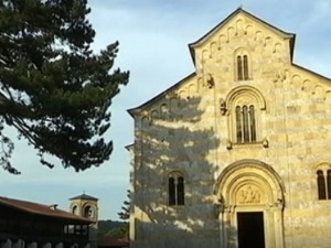 Палмер тражи од Приштине да спроведе одлуку о враћању имовине Дечана