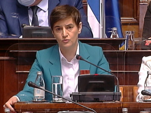 Брнабићева у Скупштини: Вредност устава Косова иста је као вредност устава моје Карабурме