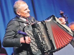 Искорак у вечност: 50 година уметничког рада Бранимира Ђокића, 2. део