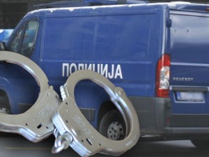 Дољевац, ухапшен јер је током прославе краја школске године претукао сина