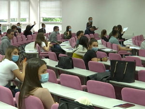 Ближи се уписна трка, крећу пробни пријемни за факултете