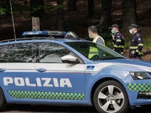 Пуцњава код Рима, убијена два дечака и старији мушкарац