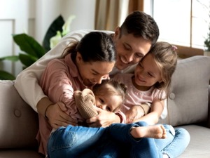 Уницеф и родитељство – какав је став о физичком кажњавању детета