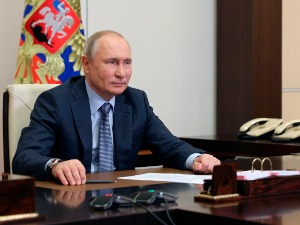 Путин о наследнику: Подржао бих и свог критичара уколико је одан Русији