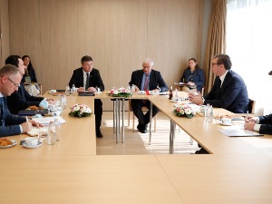 Наставак дијалога у Бриселу, састанак Вучића и Куртија са представницима ЕУ