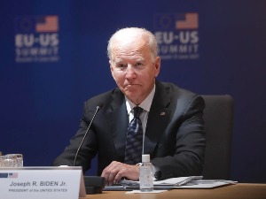 Бајден на самиту са лидерима ЕУ: Светом се шири фолирантски популизам