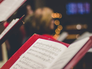 Вокални сат