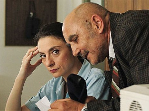 Пси лају, ветар носи