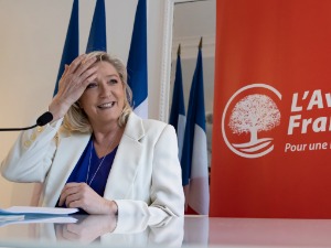 Избори у Француској - Марин Ле Пен први пут води у једном од региона