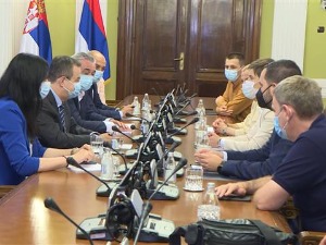 Консултације о промени Устава: Радна група у најскоријем року